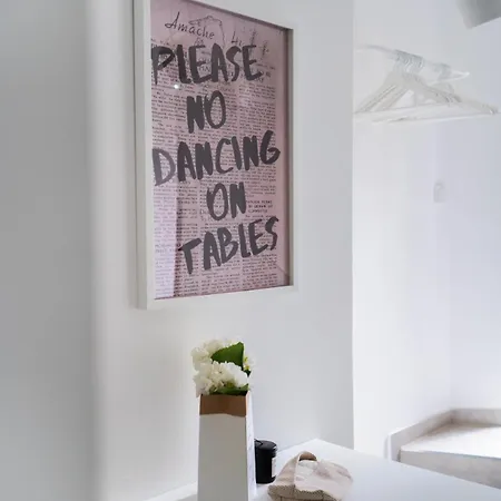 1 Bedroom - Zentral - Wifi - Kaffee - Netflix Rüdesheim am Rhein