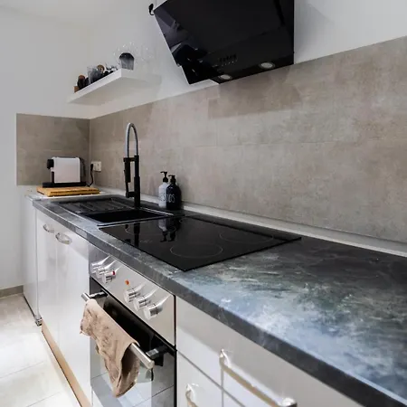 1 Bedroom - Zentral - Wifi - Kaffee - Netflix Ruedesheim am Rhein